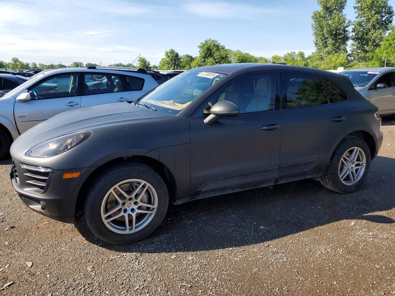 2015 PORSCHE MACAN