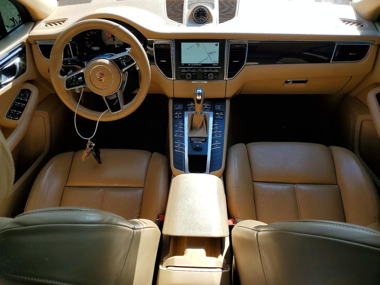 2015 PORSCHE MACAN