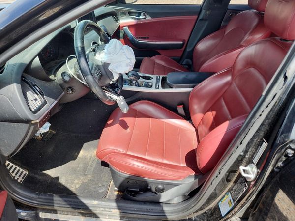 2019 KIA STINGER GT2