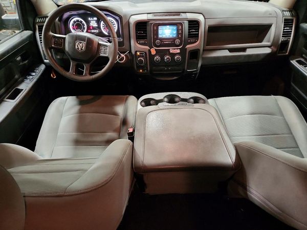 2018 RAM 1500 ST