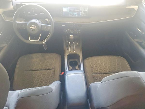 2025 NISSAN KICKS