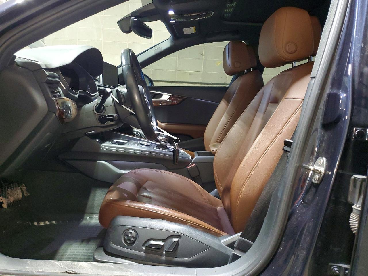 2017 AUDI A4 quattro Premium Plus