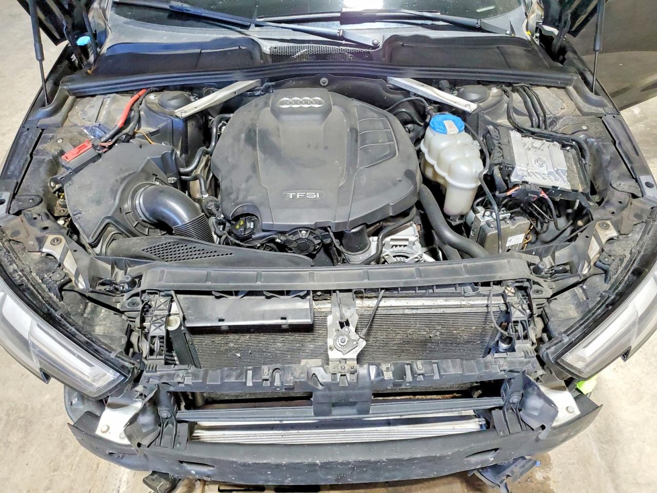 2017 AUDI A4 quattro Premium Plus