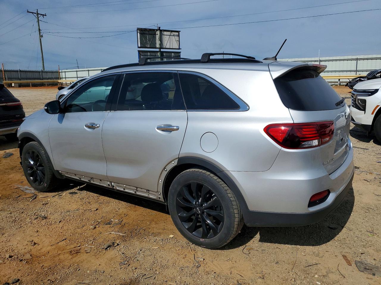 2020 KIA SORENTO L, LX, S