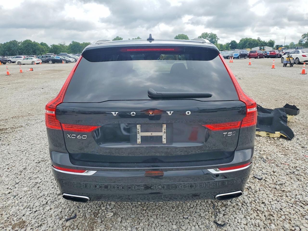 2021 VOLVO XC60 Inscription