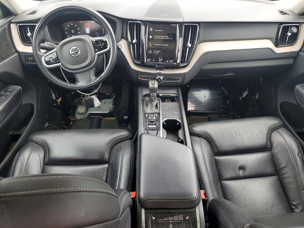 2021 VOLVO XC60 Inscription