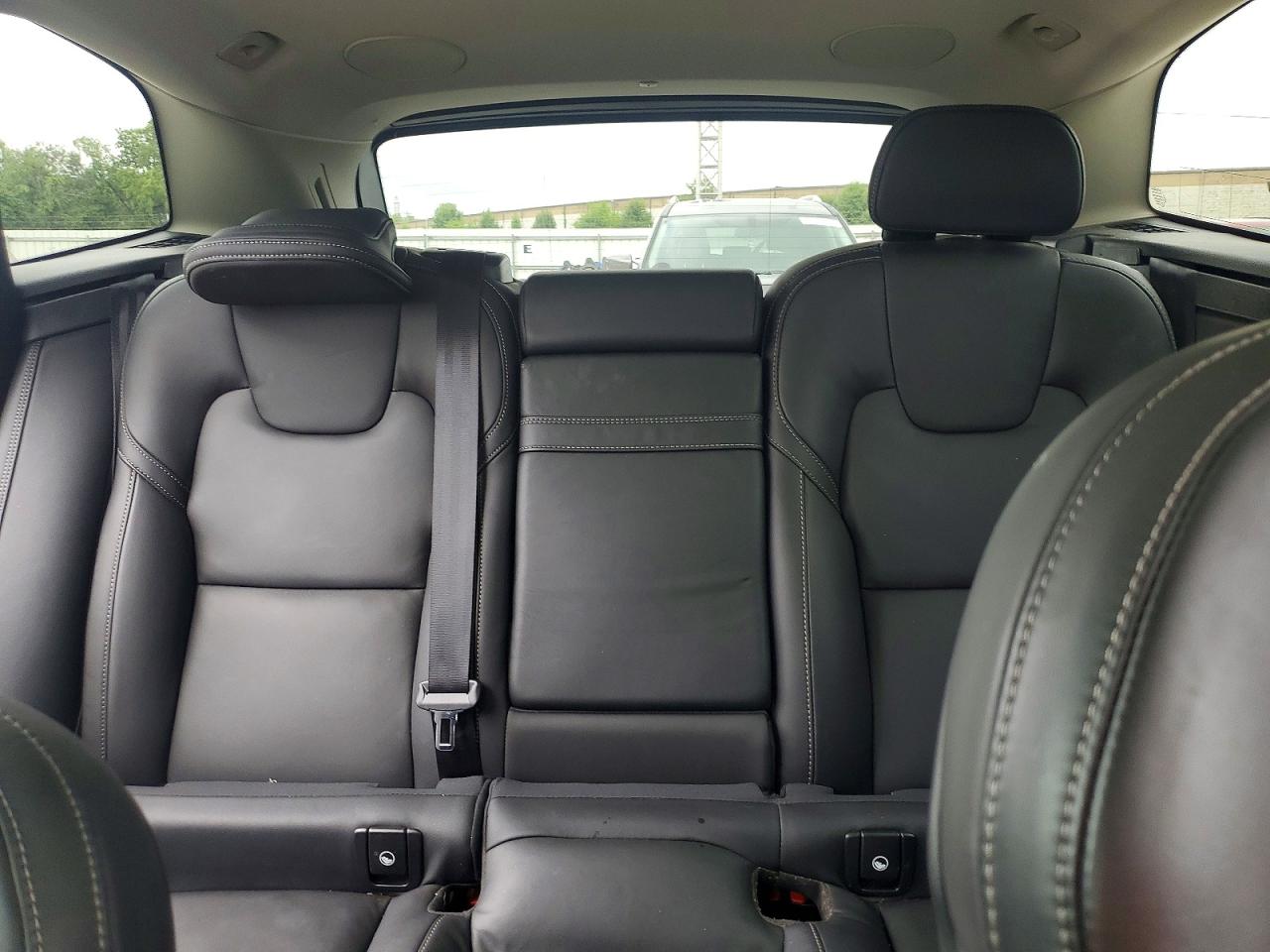 2021 VOLVO XC60 Inscription
