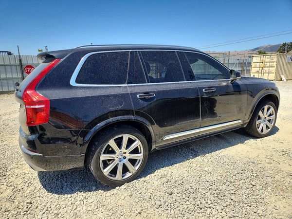 2018 VOLVO XC90 Inscription
