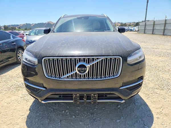 2018 VOLVO XC90 Inscription
