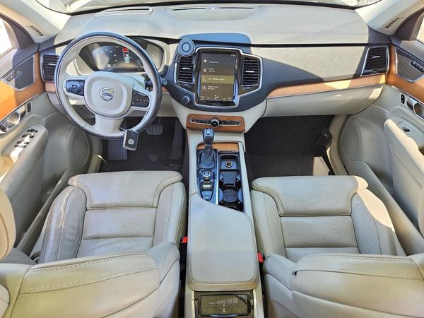 2018 VOLVO XC90 Inscription