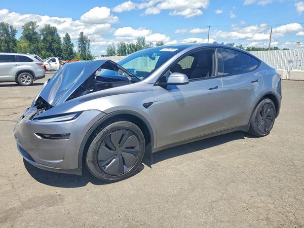 2026 TESLA MODEL Y