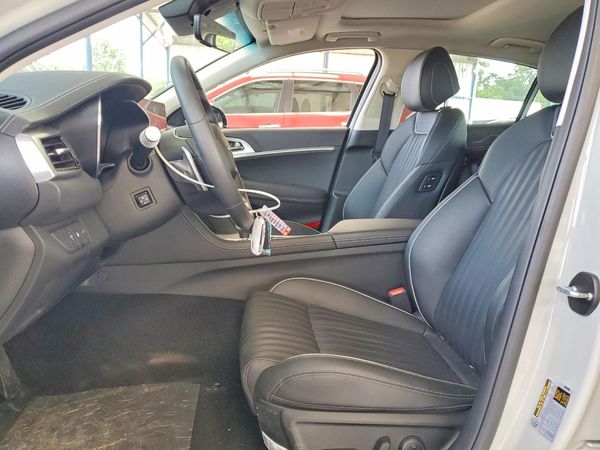 2026 GENESIS G70