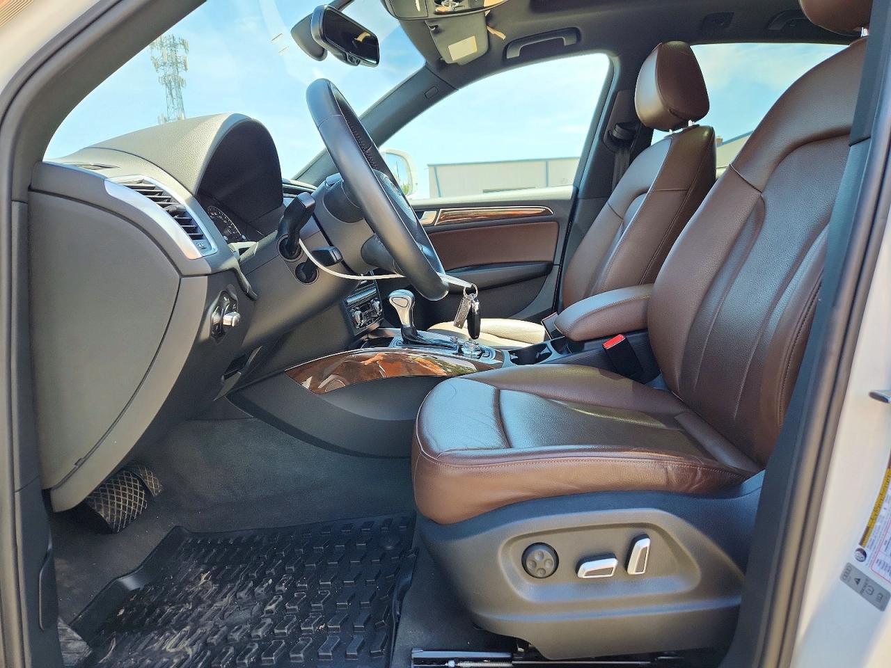 2017 AUDI Q5 quattro Premium Plus