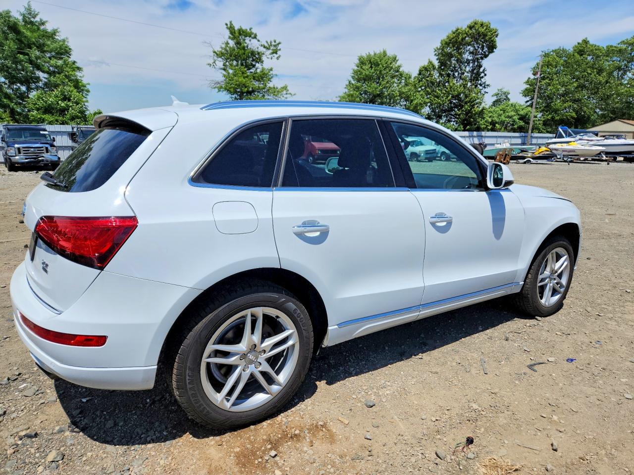 2017 AUDI Q5 quattro Premium Plus