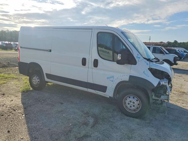 2023 RAM PROMASTER 2500 Standard Roof