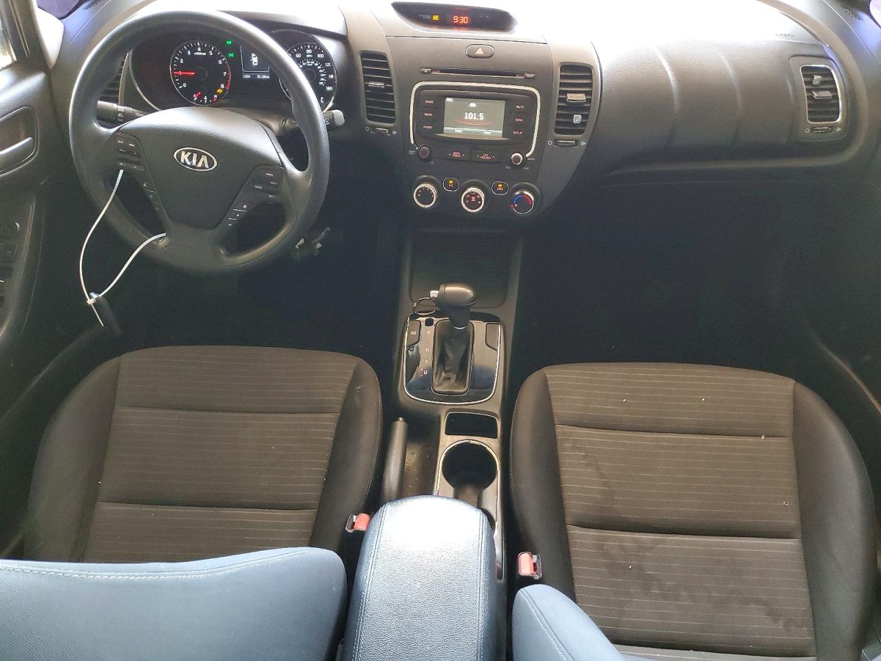2017 KIA FORTE LX Popular, S