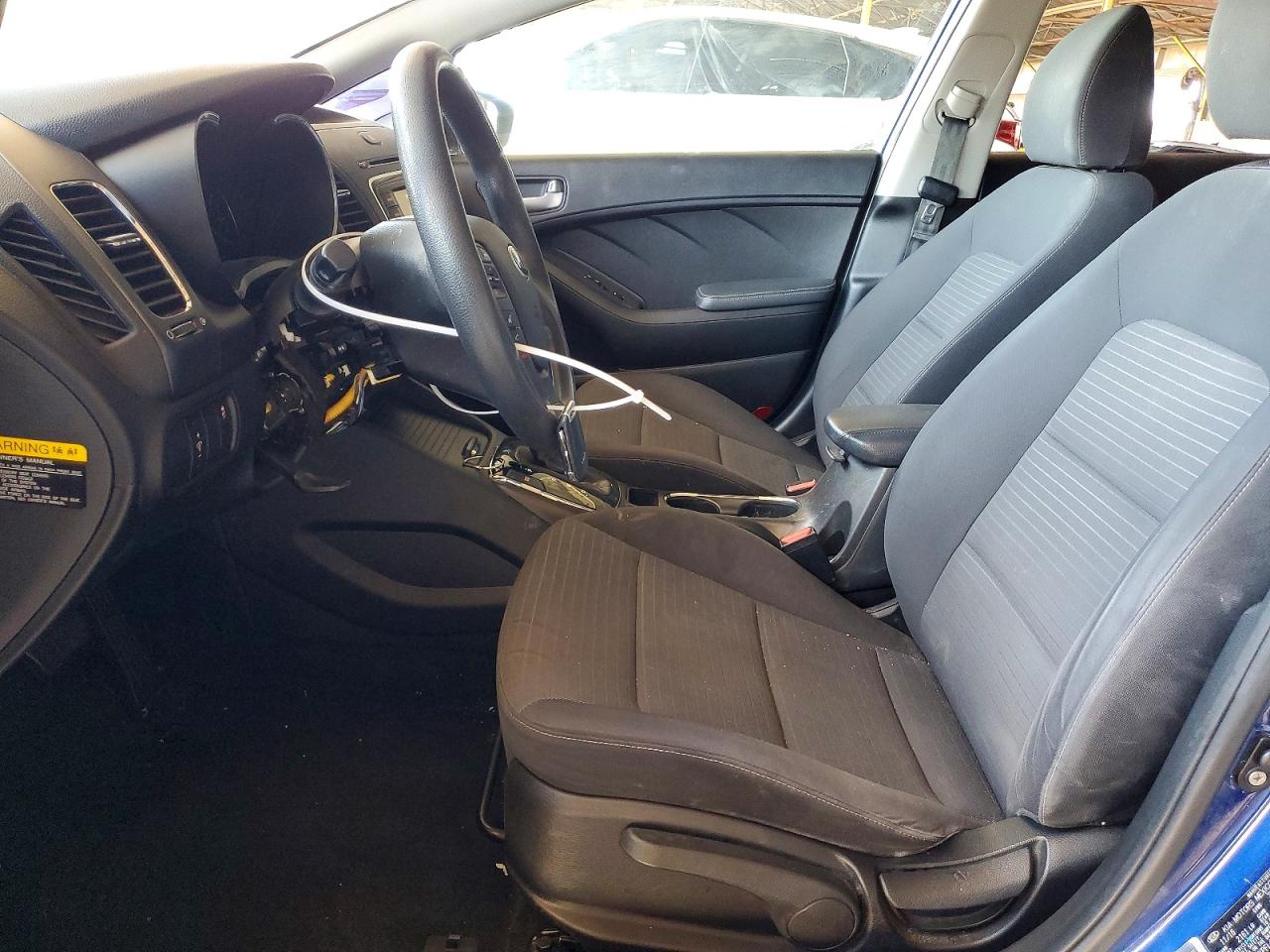 2017 KIA FORTE LX Popular, S