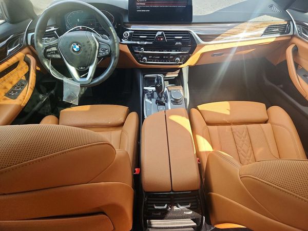 2022 BMW 530 xDrive
