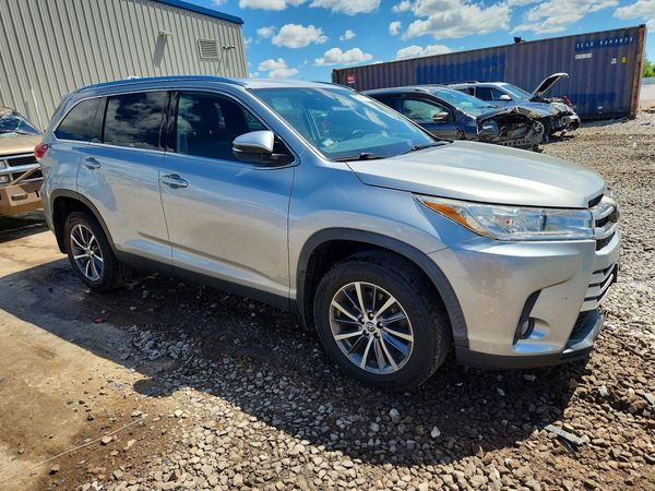 2019 TOYOTA HIGHLANDER SE/XLE