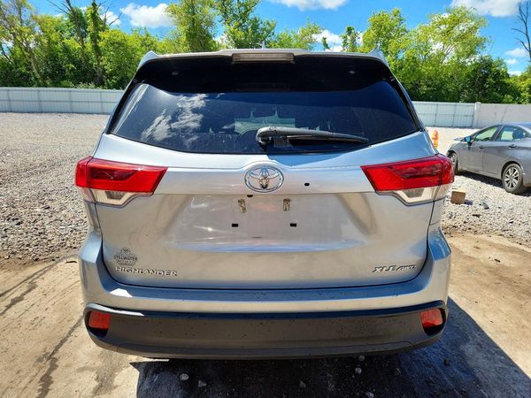 2019 TOYOTA HIGHLANDER SE/XLE