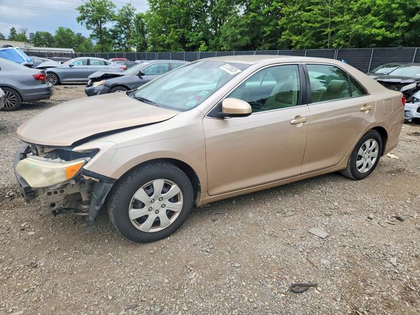 2012 TOYOTA CAMRY