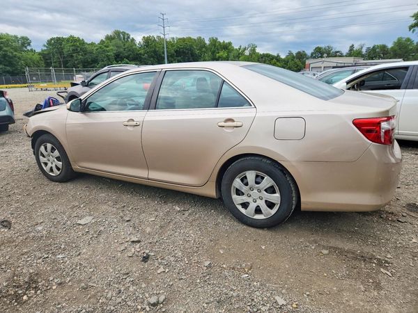 2012 TOYOTA CAMRY