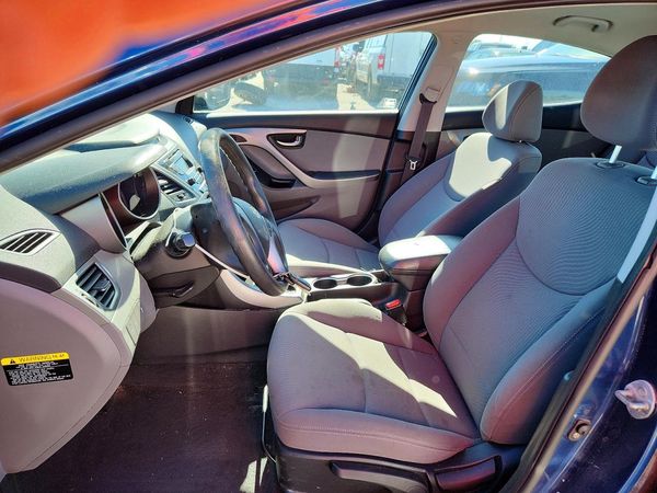 2016 HYUNDAI ELANTRA