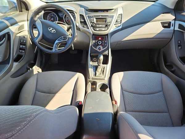 2016 HYUNDAI ELANTRA