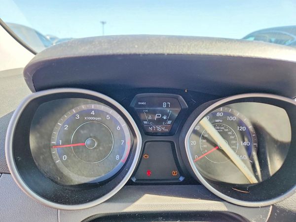 2016 HYUNDAI ELANTRA