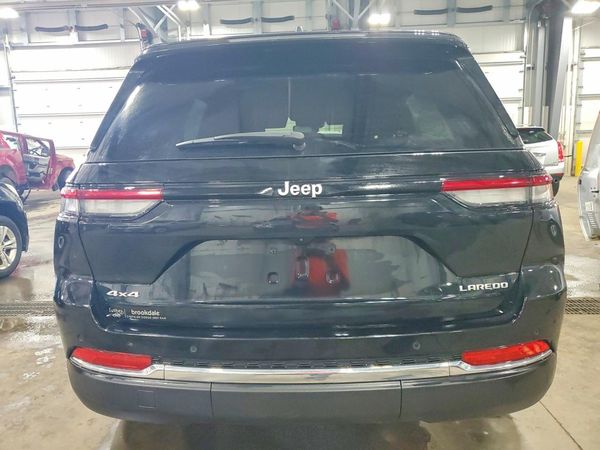 2025 JEEP GRAND CHEROKEE Laredo, Altitude