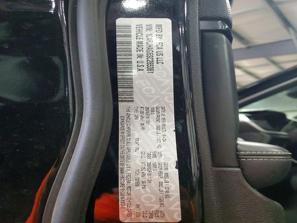 2025 JEEP GRAND CHEROKEE Laredo, Altitude