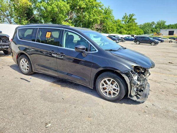 2021 CHRYSLER VOYAGER LXI