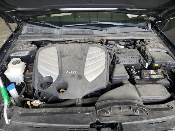 2016 KIA CADENZA Luxury