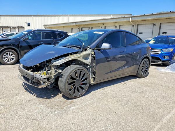 2022 TESLA MODEL Y