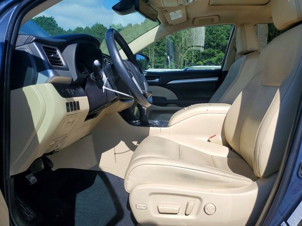 2019 TOYOTA HIGHLANDER SE/XLE
