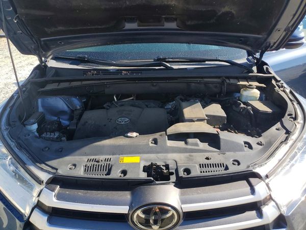 2019 TOYOTA HIGHLANDER SE/XLE