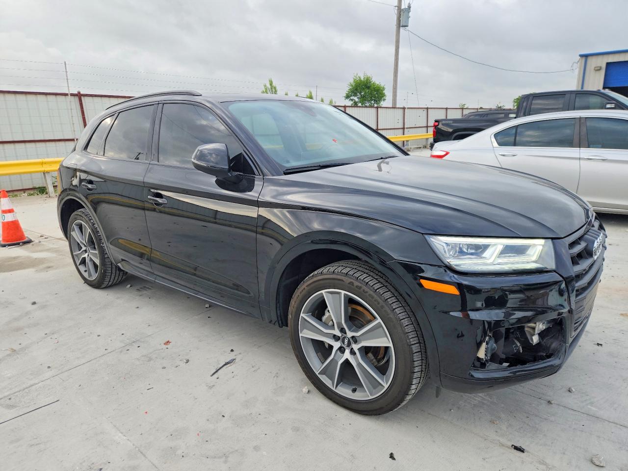 2020 AUDI Q5 quattro Premium Plus