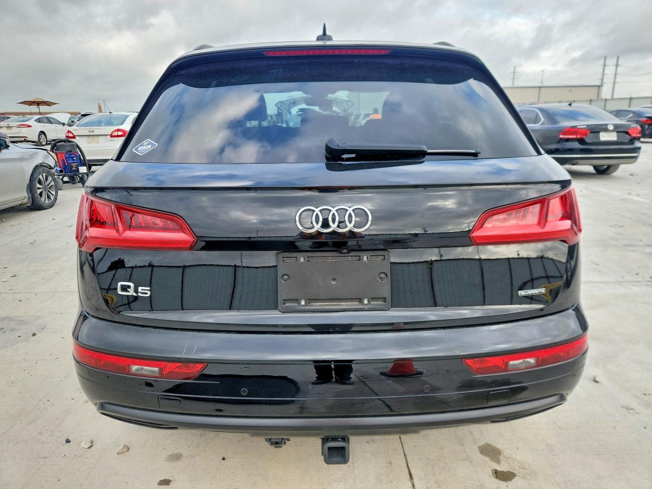 2020 AUDI Q5 quattro Premium Plus