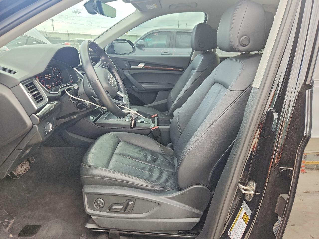 2020 AUDI Q5 quattro Premium Plus