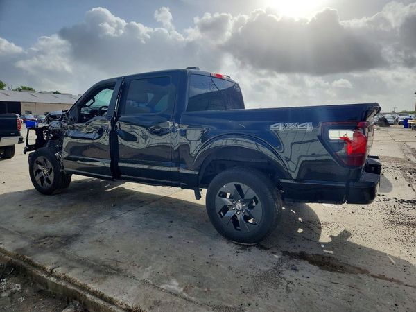 2025 FORD F150 STX