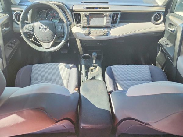 2015 TOYOTA RAV4 XLE (M Grade)