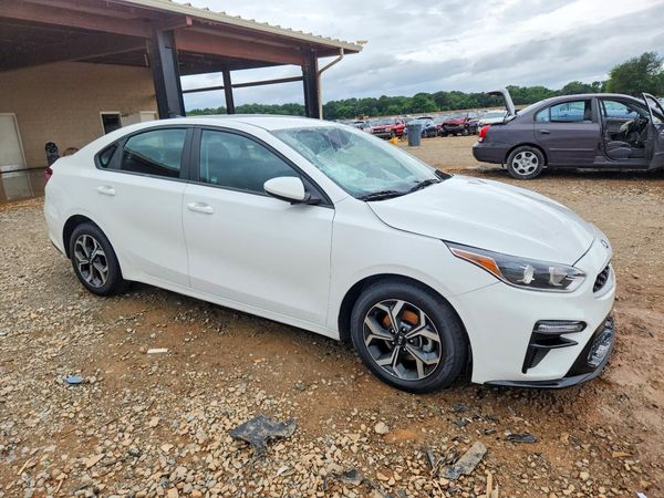 2021 KIA FORTE FE, LXS
