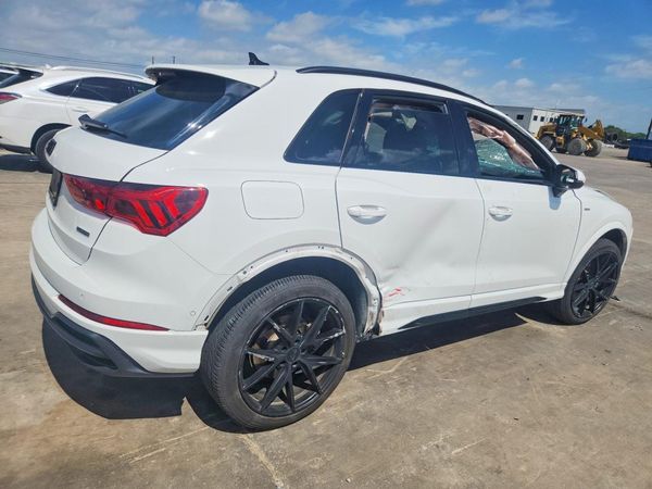 2021 AUDI Q3