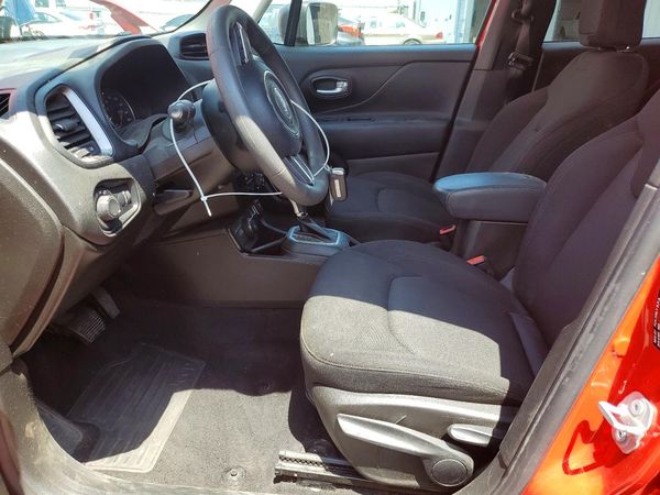 2023 JEEP RENEGADE LATITUDE 4X4
