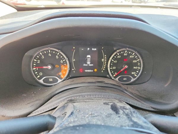 2016 JEEP RENEGADE LATITUDE 4X2