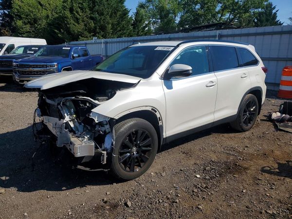 2019 TOYOTA HIGHLANDER