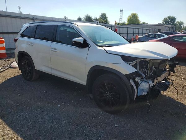 2019 TOYOTA HIGHLANDER SE/XLE