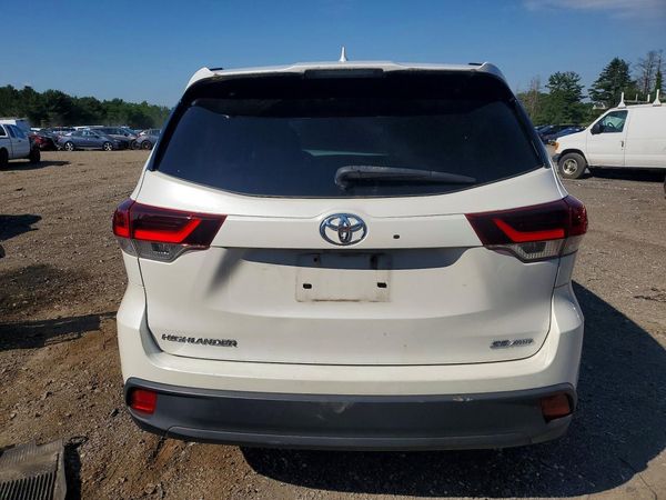 2019 TOYOTA HIGHLANDER SE/XLE
