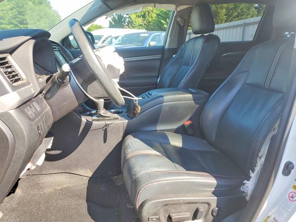 2019 TOYOTA HIGHLANDER SE/XLE