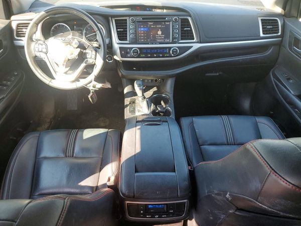 2019 TOYOTA HIGHLANDER SE/XLE